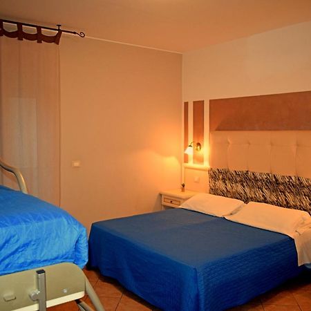 Hotel Donau Rimini Bagian luar foto