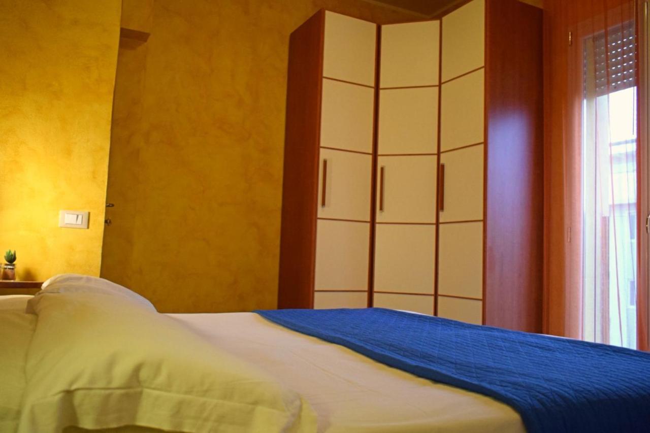 Hotel Donau Rimini Bagian luar foto
